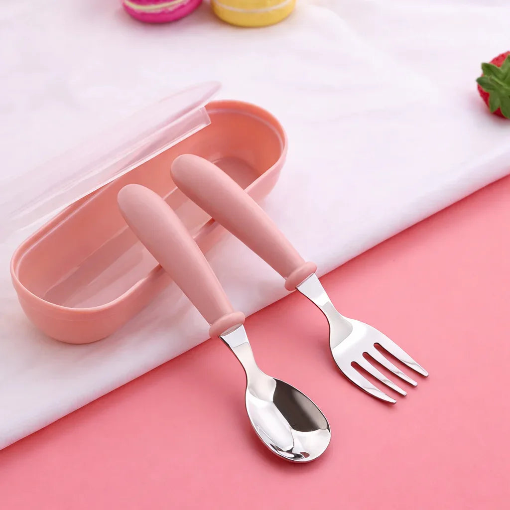 Set posate bambini con custodia portatile cucchiaio e forchetta colorati