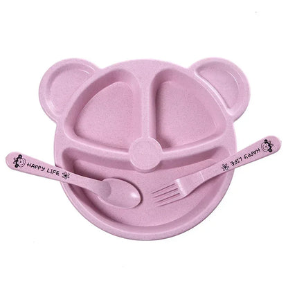 Set pappa orsetto bambini ciotola cucchiaio forchetta rosa su sfondo bianco