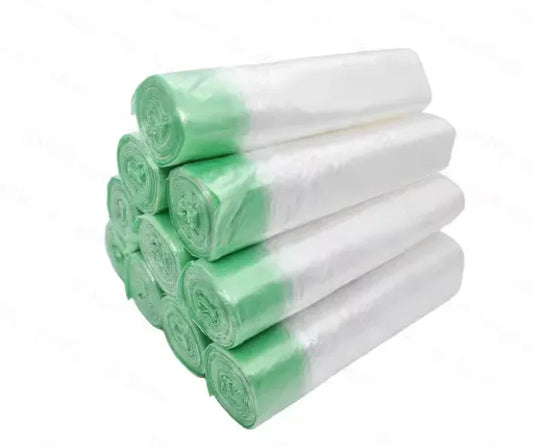 Sacchetti igienici monouso in plastica inodori e resistenti dettaglio confezione per viaggi con bambini
